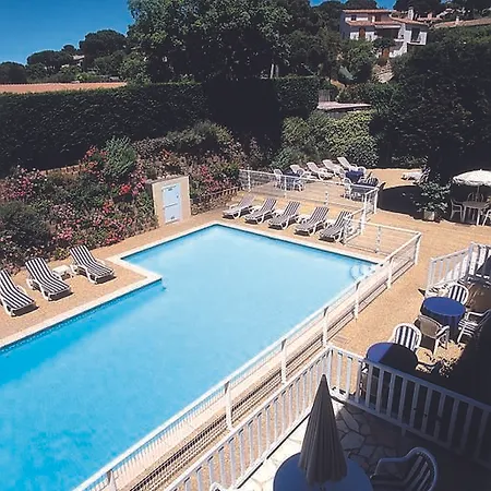 Hotel Lou Paouvadou 3*