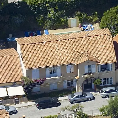 Szálloda Lou Paouvadou 3*