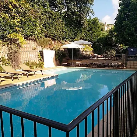 Hotel Lou Paouvadou 3*