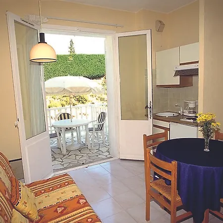 Lou Paouvadou 생트막시메